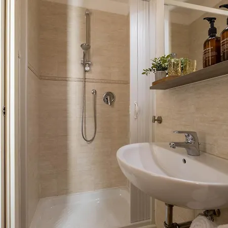 *suite Boutique Santa Croce* Florence