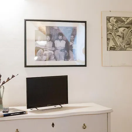 San Frediano Charming Apartment Florence
