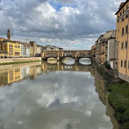 Designer In Apartment Florenz