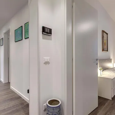 Rossini 4 Apartment