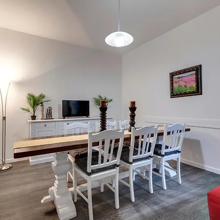 Rossini 4 Apartment