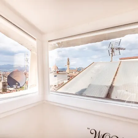 Costa61 Window - 200mt Ponte Vecchio Apartment *