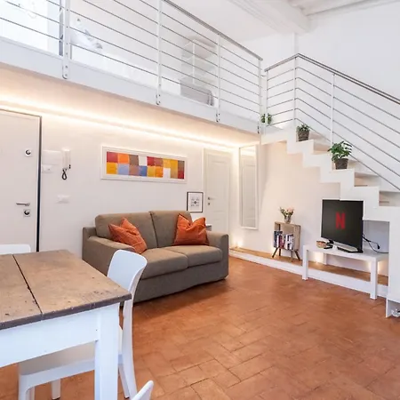 Costa61 Window - 200mt Ponte Vecchio Apartment
