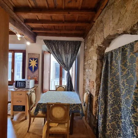 La Sede Dell'arte Monolocale E In Torre Medievale Vicino A Duomo E Piazza Signoria Apartment *