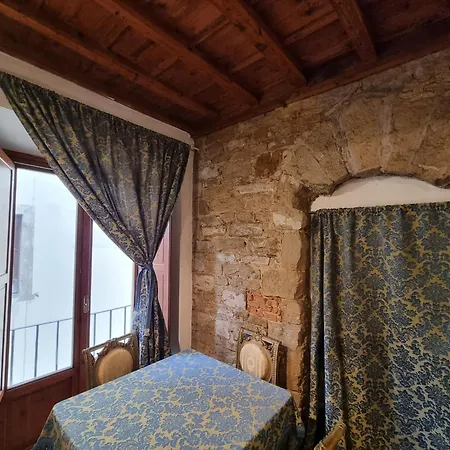 Apartment La Sede Dell'arte Monolocale E In Torre Medievale Vicino A Duomo E Piazza Signoria