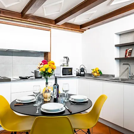 Ground Floor With Patio-ghibellina 65 * Firenze