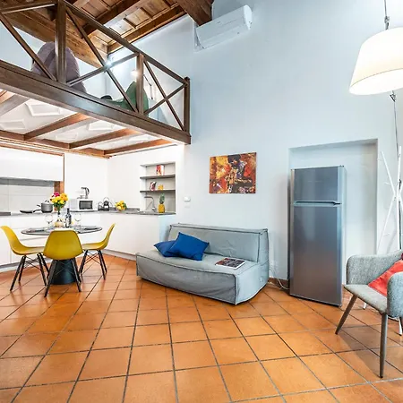 Ground Floor With Patio-ghibellina 65 Appartamento *