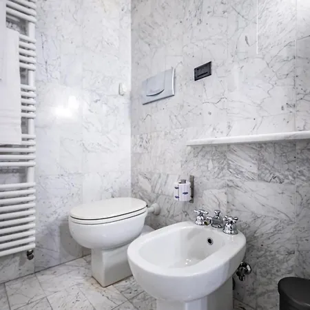 Yid Luxury Near Ponte Vecchio Apartment *