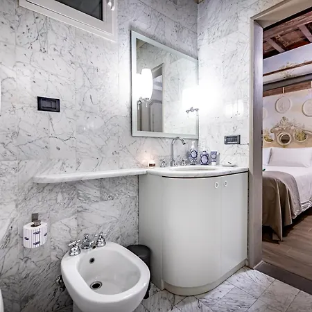 Yid Luxury Near Ponte Vecchio Apartment *