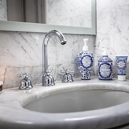 Apartment Yid Luxury Near Ponte Vecchio