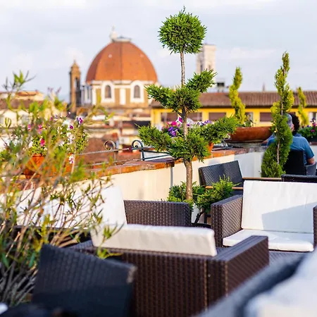 Bijou Roof Terrace Hotel 3*