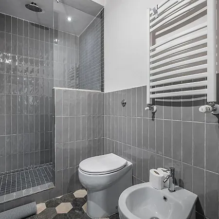 Apartment San Paolino 24