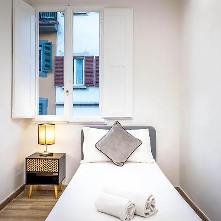 Yid Lovely Sangallo Apt Apartment