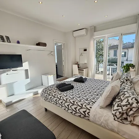 Comfort Bed & Breakfast 2*