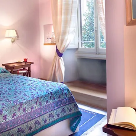 Hotel Bonifacio 3*