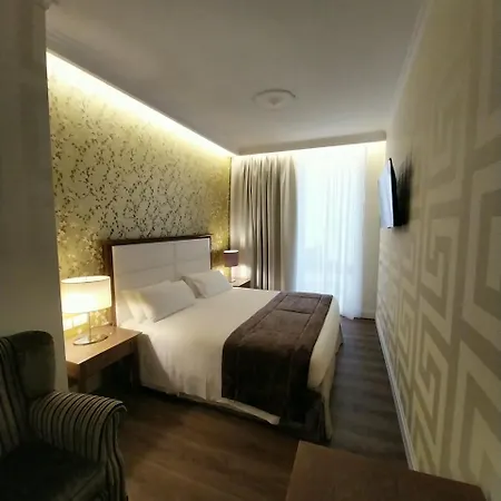 Montreal Hotel 3*