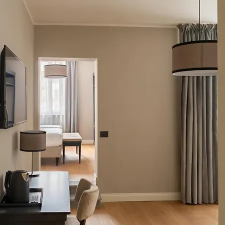 Flom Boutique 4*