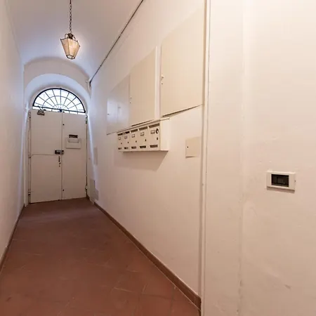 A Due Passi Dal Duomo Di 아파트