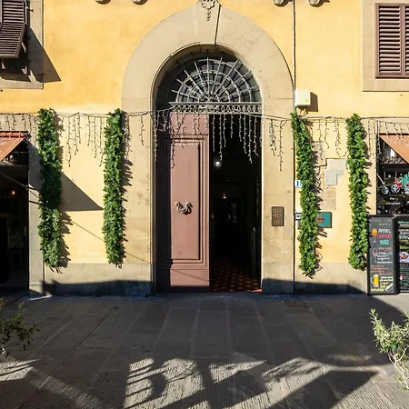 Apartment Piazza Pittiluminoso Con Terrazzo E Parcheggio Su Richiesta