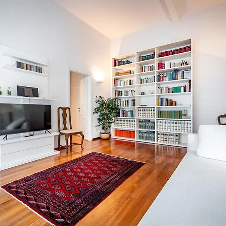 Apartment Yid Little With Garden Florence