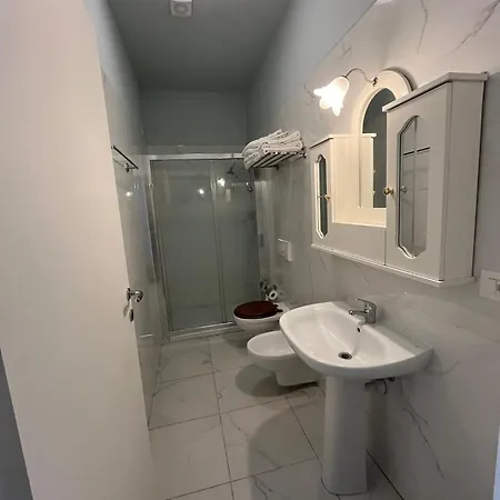 Dante Alighieri Bed & Breakfast 3*