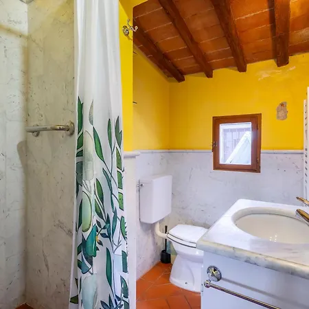 Apartment Piazza Santa Croce
