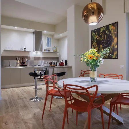 Betty Charming Modern Near Piazza Della Liberta Apartment