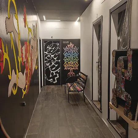 Street Art Bed & Breakfast