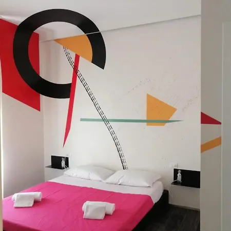 Street Art Bed & Breakfast Florence