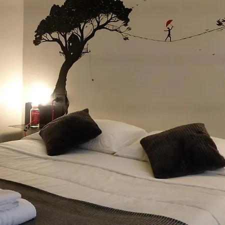 Bed & Breakfast Street Art Florence