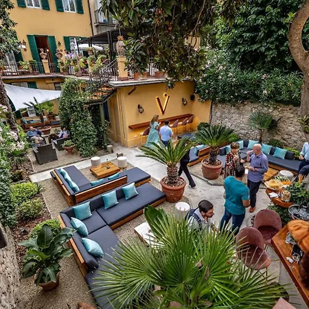 Ungherese Small Luxury 3* Firenze