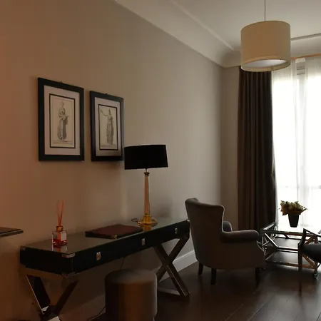 Hotel Roma 4*