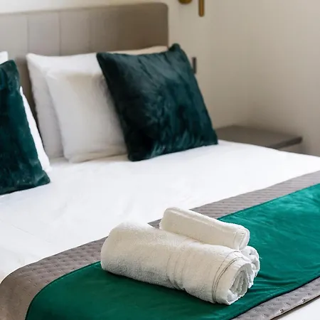 San Marco White Luxury Con Garage Su Richiesta Florence