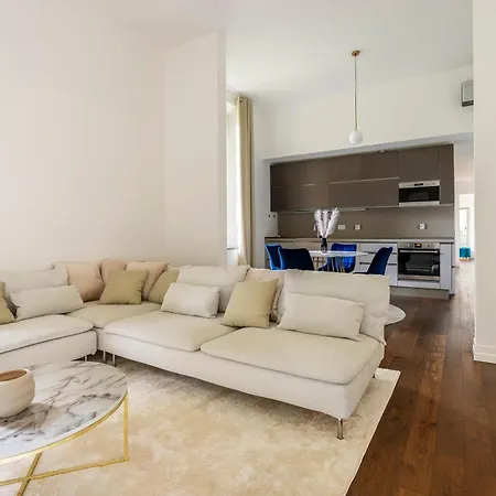 San Marco White Luxury Con Garage Su Richiesta