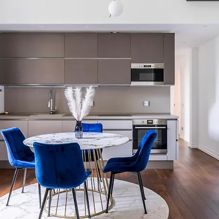 San Marco White Luxury Con Garage Su Richiesta Apartment Florence