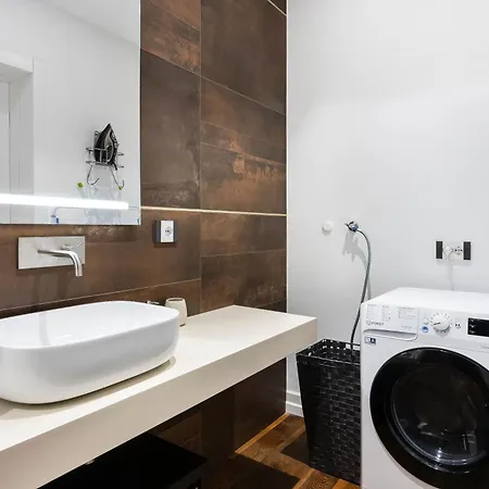 San Marco White Luxury Con Garage Su Richiesta Florence