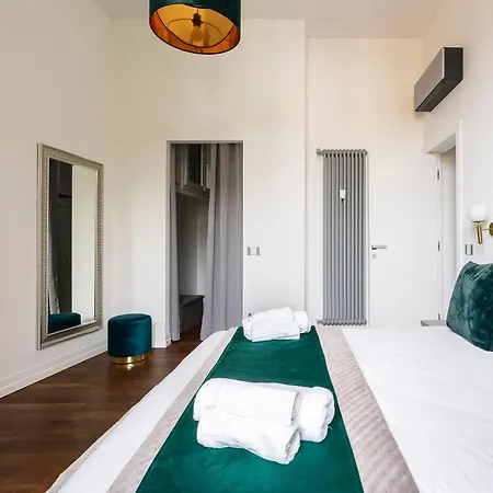 San Marco White Luxury Con Garage Su Richiesta Apartment Florence