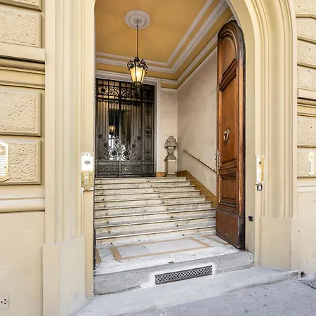 San Marco White Luxury Con Garage Su Richiesta