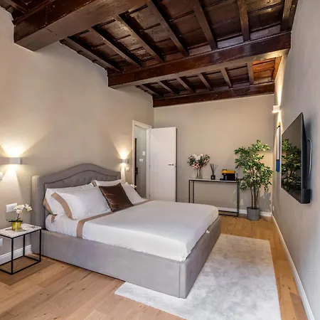 Santa Croce Luxury - Dolcevita Apartment