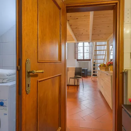 La Casa Di Dante Alighieri Florence