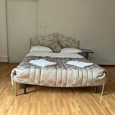 Rooms77 Centro Storico 3*