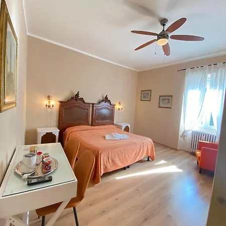 Dali Hotel *