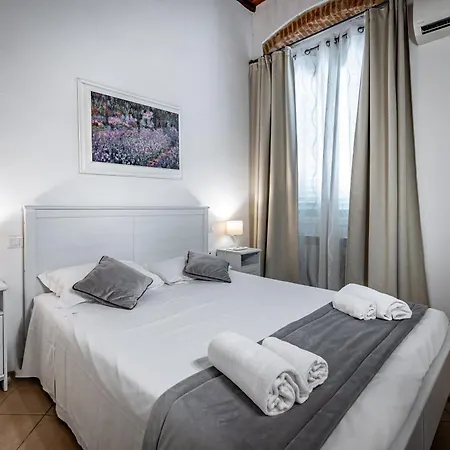 Roommo Beccaria Apartment Florence