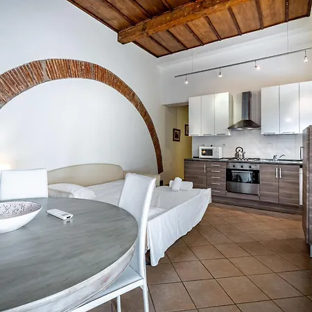 Apartment Roommo Beccaria *