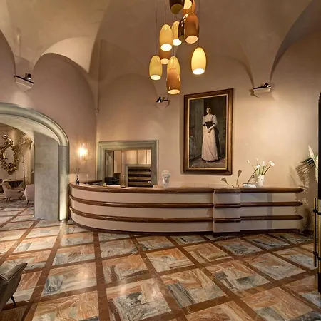 Grand Cavour 4*