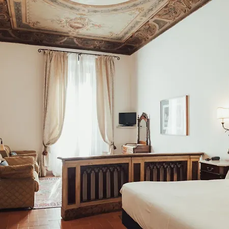 Hotel Ii Guelfo Bianco 3*