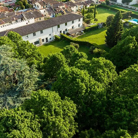 Rovezzano Bed & Breakfast 3*