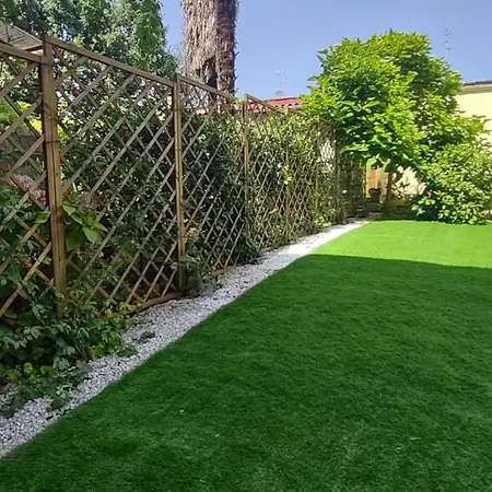 Movie Star With Garden Apartment Florenz