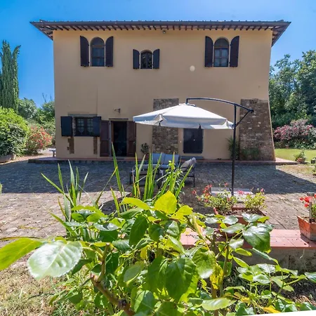 Charming Florentine Hideout Apartment