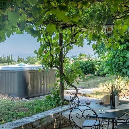 Apartment Charming Florentine Hideout